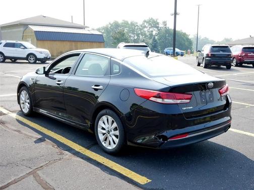 2016 Kia Optima LX