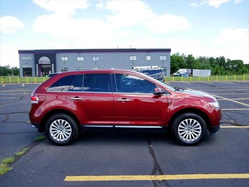 2014 Lincoln MKX Base