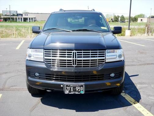 2014 Lincoln Navigator Base