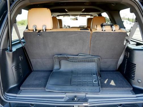 2014 Lincoln Navigator Base