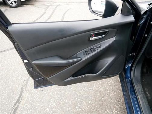 2016 Scion iA 4dr Sdn Auto (Natl)