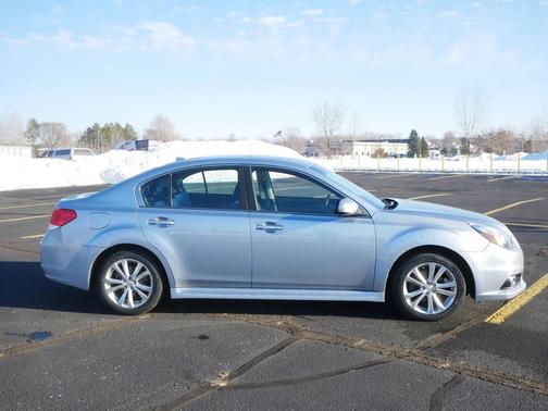 2013 Subaru Legacy Limited