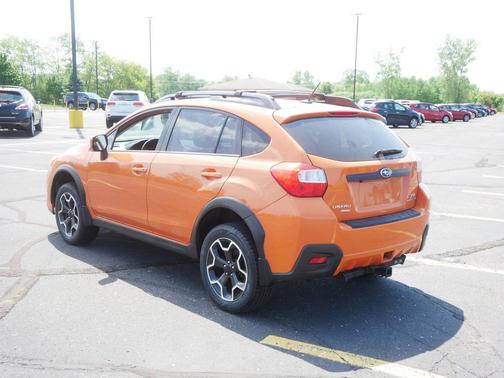 Tangerine Orange Pearl 2014 Subaru XV Crosstrek 2.0i Limited