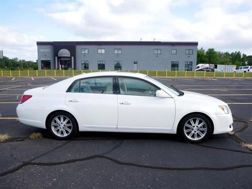 2010 Toyota Avalon Limited