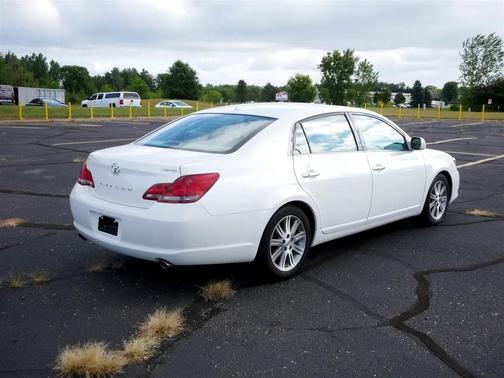 2010 Toyota Avalon Limited