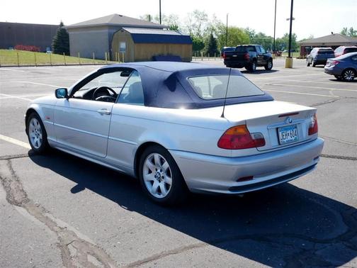 2001 BMW 325 Ci