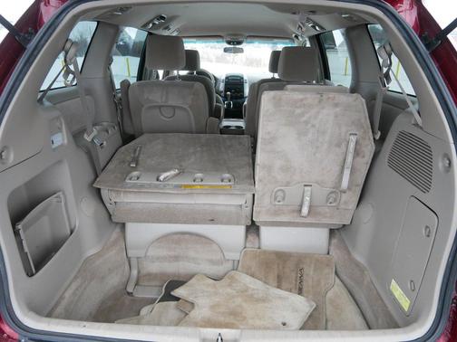 2008 Toyota Sienna 
