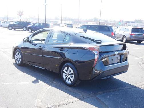 2016 Toyota Prius Four