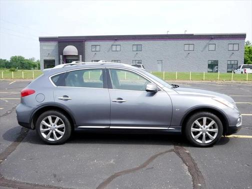2017 INFINITI QX50 Base