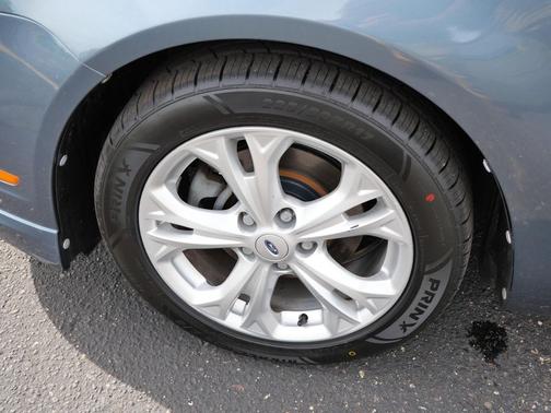 Blue 2012 Ford Fusion SE