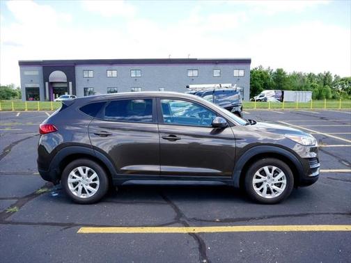 2020 Hyundai TUCSON SE