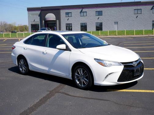 2015 Toyota Camry SE