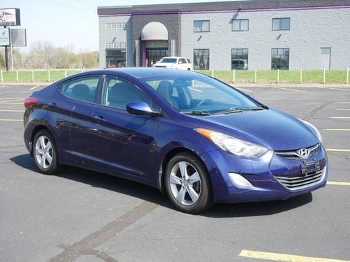 Indigo Blue Pearl 2013 Hyundai ELANTRA GLS