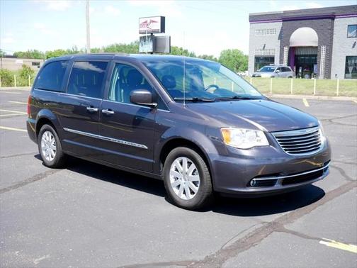 2015 Chrysler Town & Country Touring