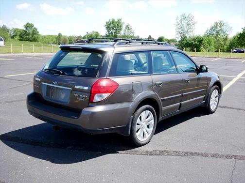 2008 Subaru Outback Base