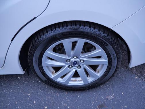Crystal White Pearl 2015 Subaru Impreza 2.0i Premium
