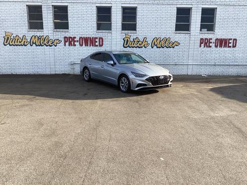 2023 Hyundai SONATA SEL