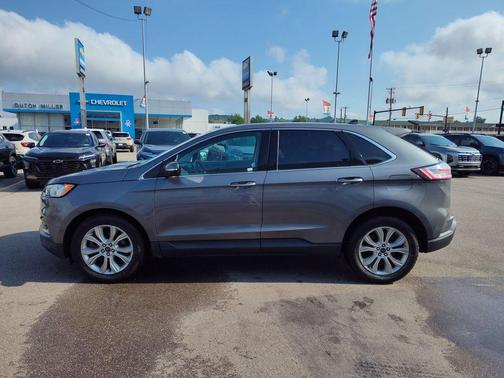 Carbonized Gray Metallic 2022 Ford Edge Titanium