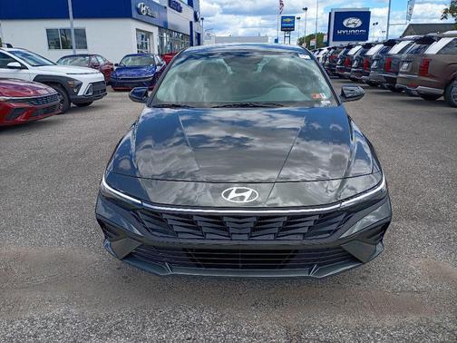 2025 Hyundai ELANTRA Sport