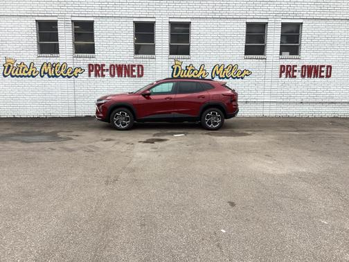 2025 Chevrolet Trax LT