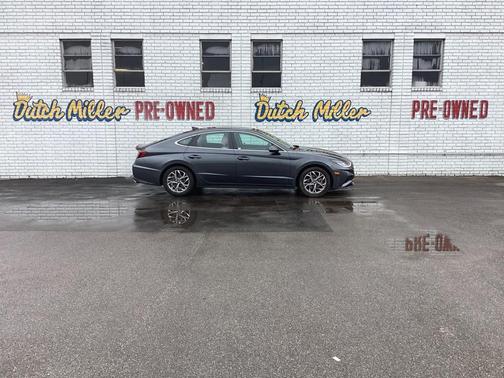 2022 Hyundai SONATA SEL