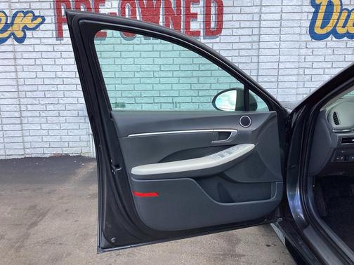 2022 Hyundai SONATA SEL