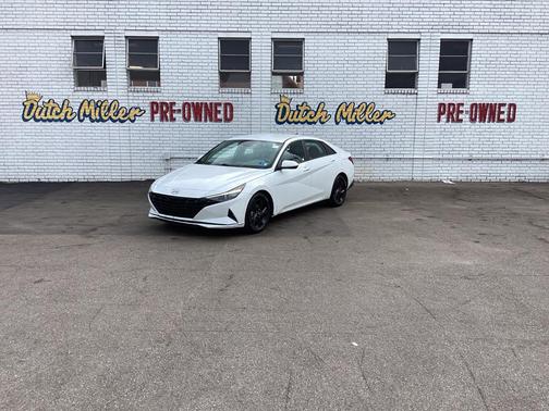 2021 Hyundai ELANTRA SEL