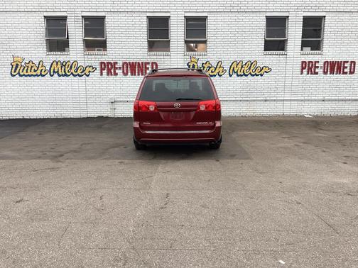 2006 Toyota Sienna LE