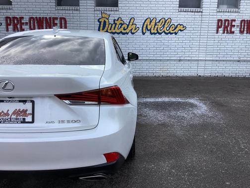 2019 Lexus IS 300 Base
