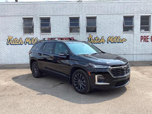 2023 Chevrolet Traverse RS