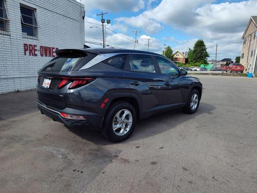 Dark Gray Metallic 2024 Hyundai TUCSON SE