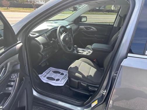 2018 Chevrolet Traverse LS