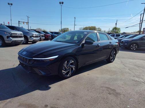 2025 Hyundai ELANTRA Sport