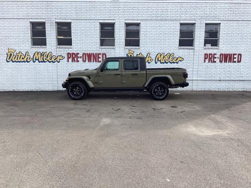 2025 Jeep Gladiator Willys