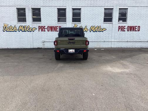2025 Jeep Gladiator Willys