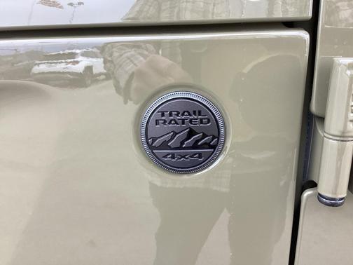 2025 Jeep Gladiator Willys