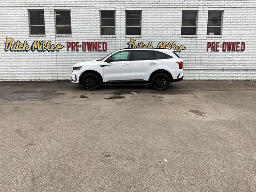 2022 Kia Sorento SX