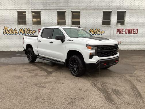 2024 Chevrolet Silverado 1500 Custom Trail Boss