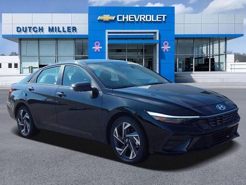 2025 Hyundai ELANTRA Sport