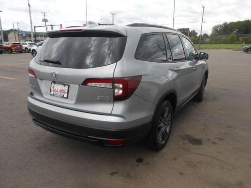 2022 Honda Pilot AWD Sport