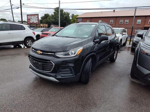 Mosaic Black Metallic 2020 Chevrolet Trax LT