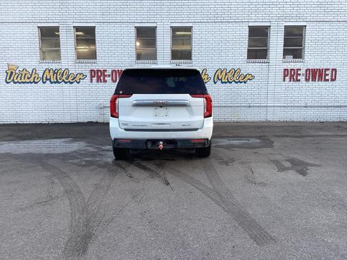 2021 GMC Yukon XL SLT