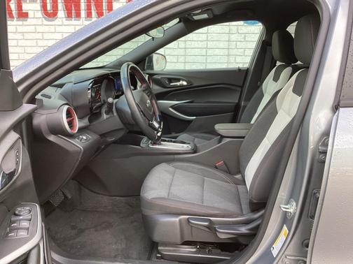 2024 Chevrolet Trax FWD 1RS