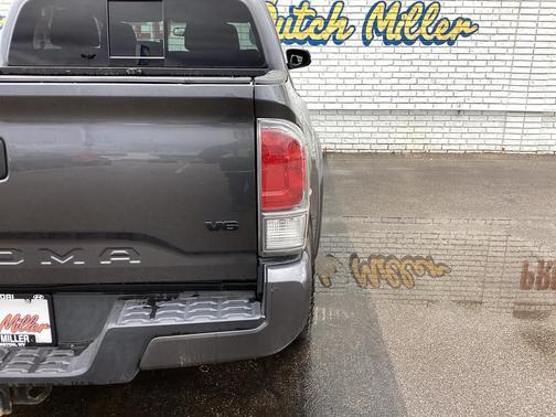 2022 Toyota Tacoma TRD Sport