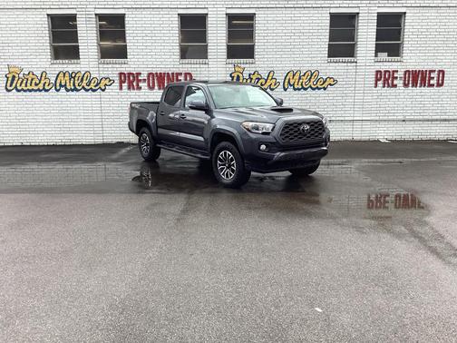 2022 Toyota Tacoma TRD Sport