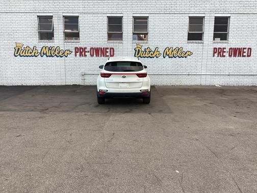 2022 Kia Sportage LX