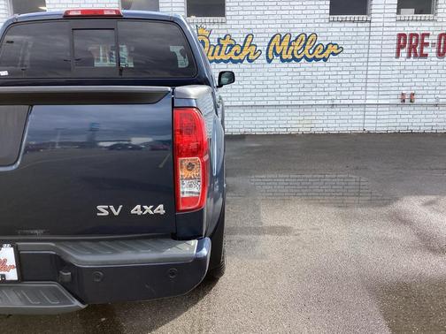 2020 Nissan Frontier SV