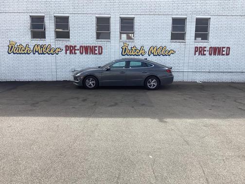 2023 Hyundai SONATA SE