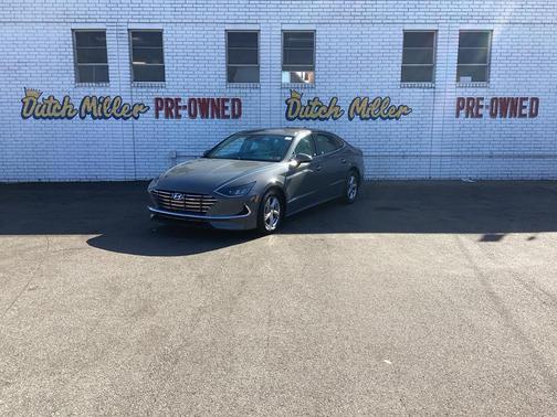 2023 Hyundai SONATA SE