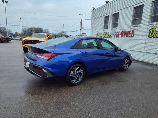 2025 Hyundai ELANTRA Sport